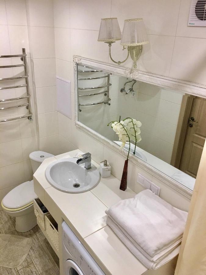 Studio Luxe On Victory Street In The City Center Vinnytsia Ngoại thất bức ảnh