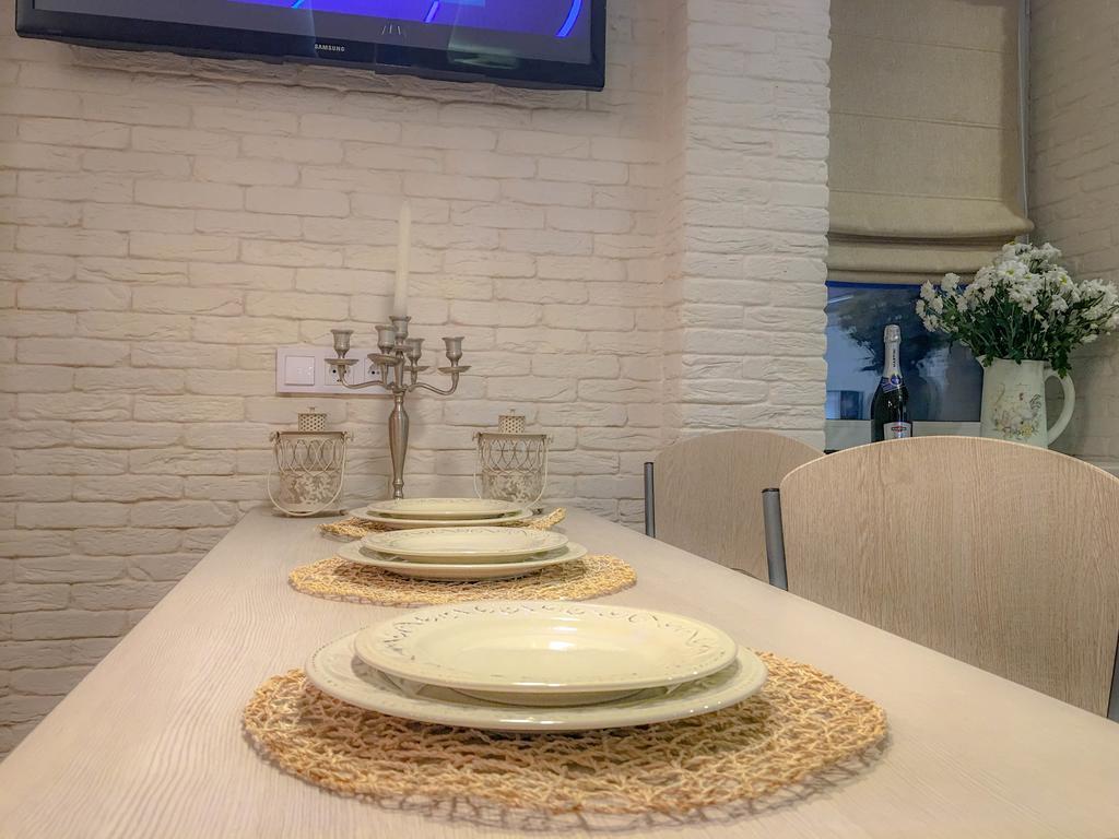 Studio Luxe On Victory Street In The City Center Vinnytsia Ngoại thất bức ảnh